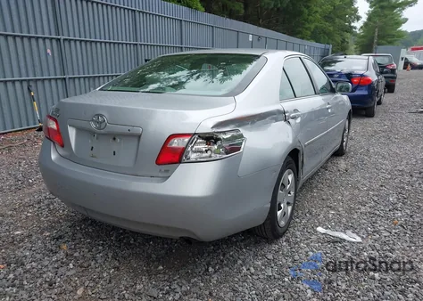 2007 Toyota Camry Le z USA, uszkodzony, nr VIN 4T1BE46K17U053251